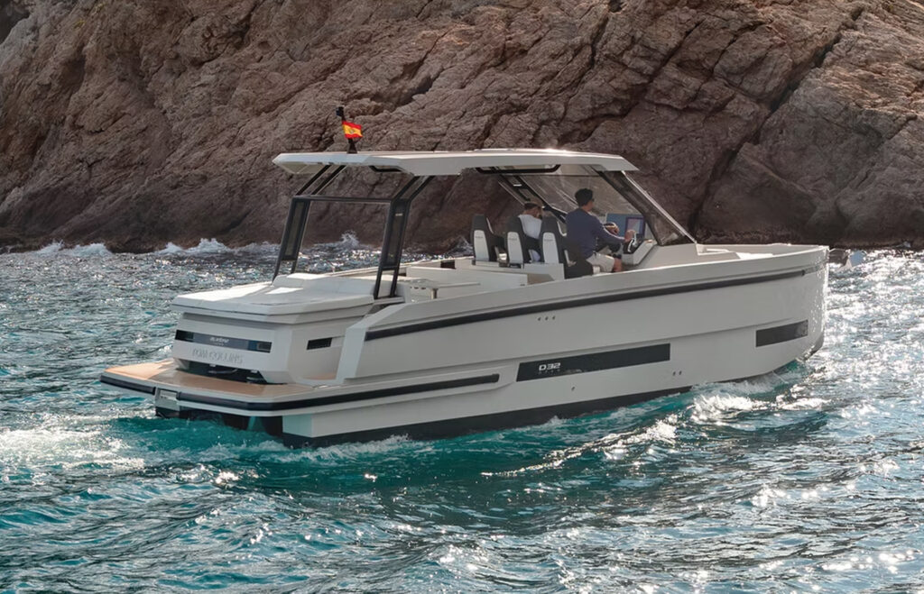 De Antonio D32 motor yacht cruising along the coast